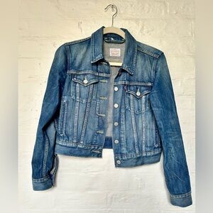 Levi’s Vintage Cropped Denim Jacket